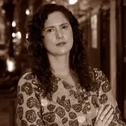 Foto da professora Mariana Brunelli