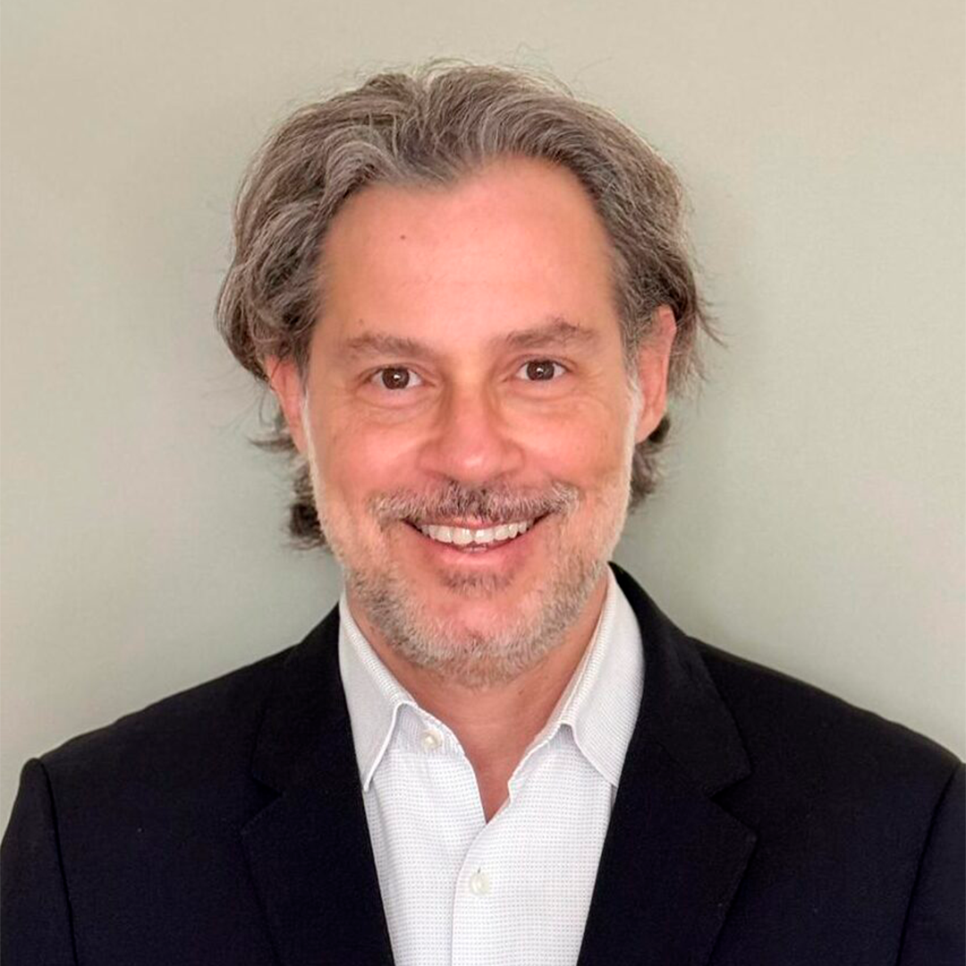 Foto do professor Marcos Caiado