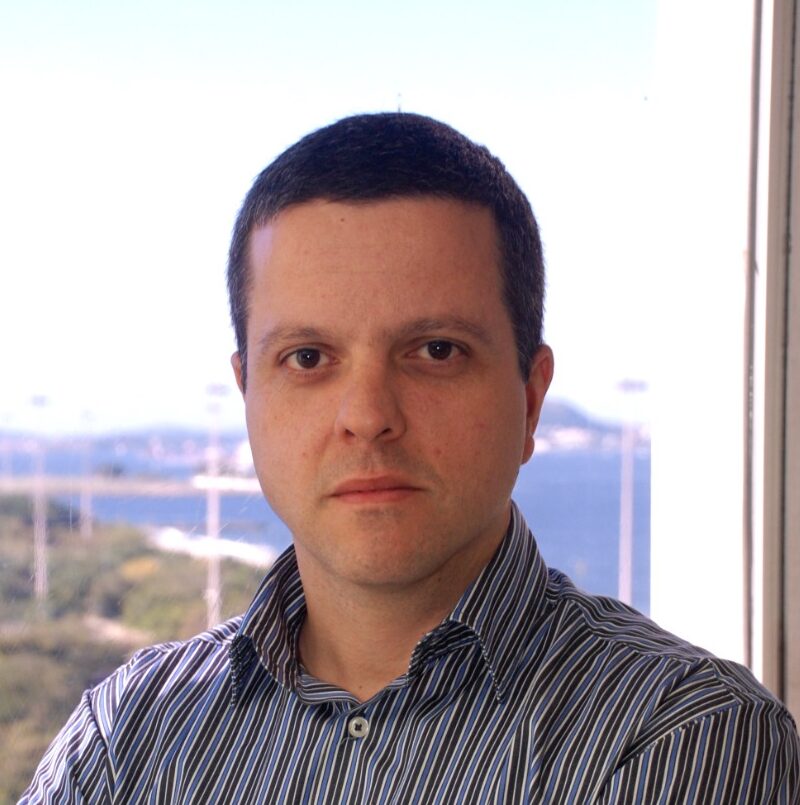 Foto do professor Augusto Costa