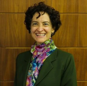 Foto do professor Barbara Levy
