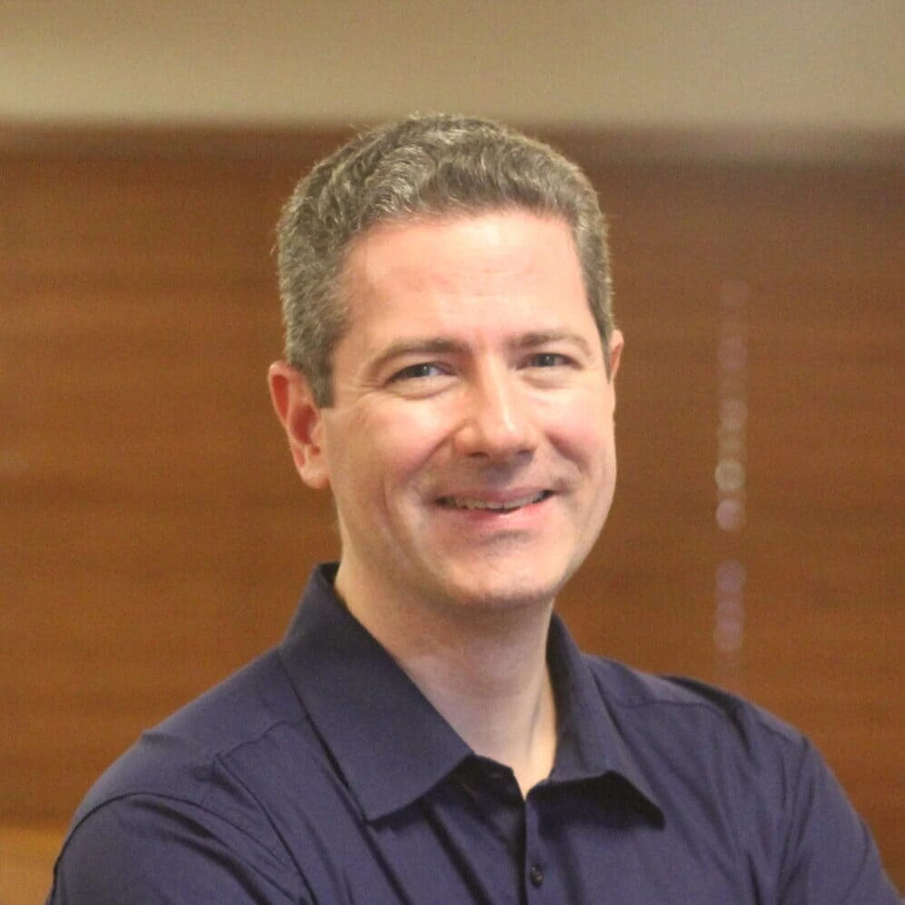 Foto do professor Marcus Hemais
