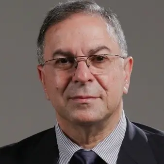 Foto do professor Carlos Bastian Pinto
