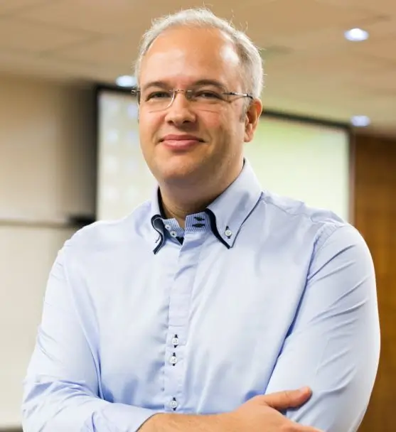 Foto do professor Leonardo Lima