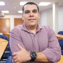 Foto do professor Antonio Monteiro
